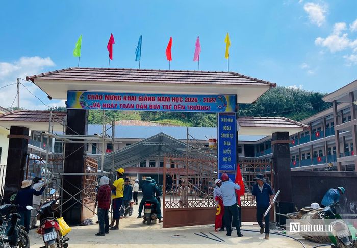 Đà Nẵng đang dồn lực hoàn thiện trường lớp, chỗ ở và các điều kiện sinh hoạt để học sinh vùng biên bước vào năm học mới.