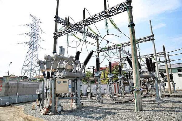 Một phần trạm biến áp 110kV Xuân Hà và cột điện 110kV mới cải tạo