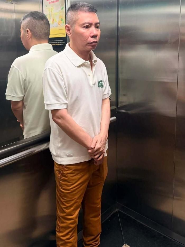 Sức khỏe của NSND Công Lý từng bước có những chuyển biến tích cực, song vẫn cần thời gian để tiếp tục phục hồi.