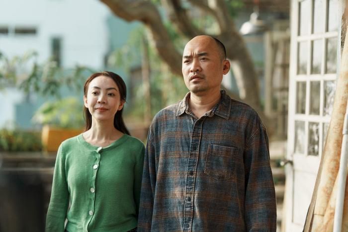 Quý Tử Vượt Giàu có sự góp mặt của Thu Trang và Tiến Luật. 