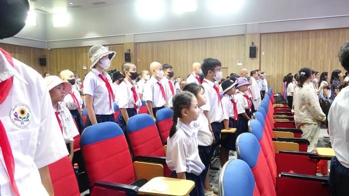 Ngày 4/9, Lễ khai giảng lớp học "Hoa hướng dương" diễn ra tại Bệnh viện Ung bướu TPHCM. Ảnh: Thế Anh.