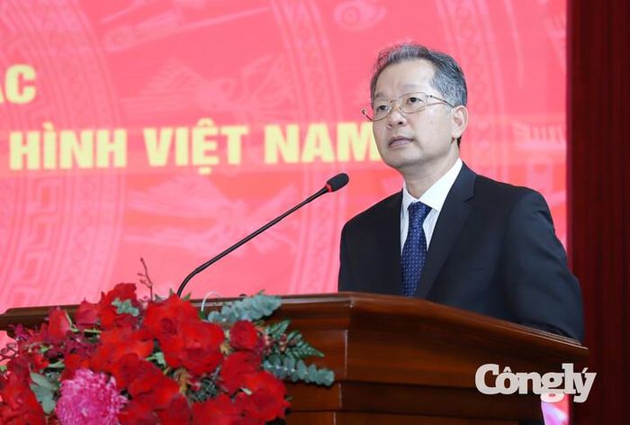 Chánh án TAND tối cao Nguyễn Văn Quảng phát biểu tại lễ ký kết.