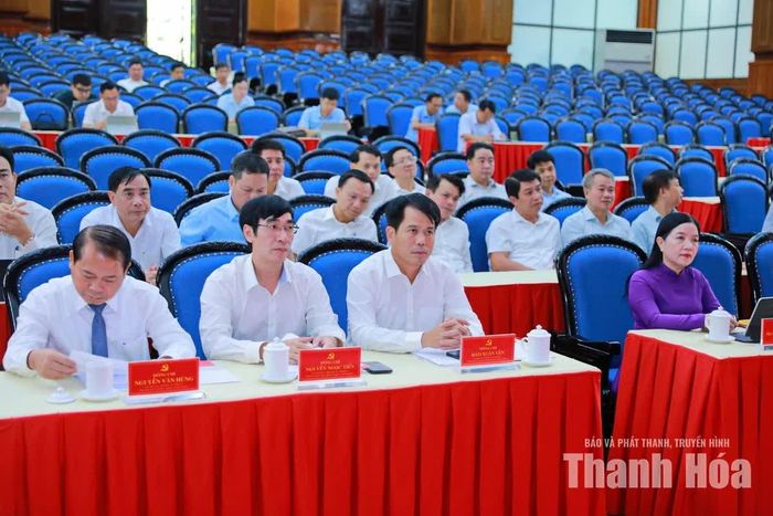Đại biểu dự hội nghị.