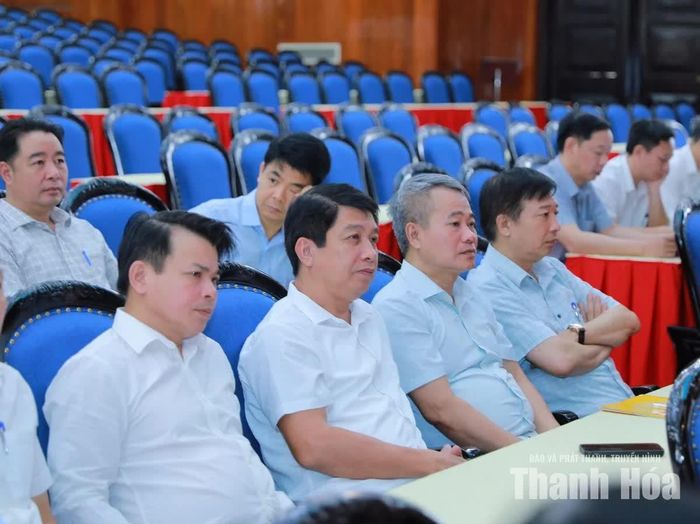 Đại biểu dự hội nghị.