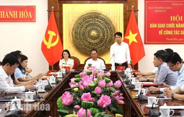 Trưởng Ban Tuyên giáo Tỉnh ủy Đào Xuân Yên phát biểu tại hội nghị.