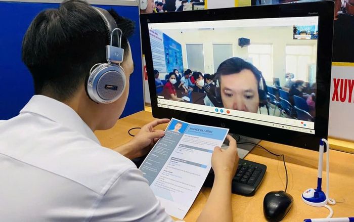 Hoạt động dịch vụ việc làm sẽ được cắt giảm tối đa thủ tục hành chính. Ảnh minh họa: Thu Hằng.