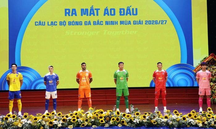  Câu lạc bộ Bóng đá Bắc Ninh ra mắt áo đấu mùa giải 2026 - 2027. 