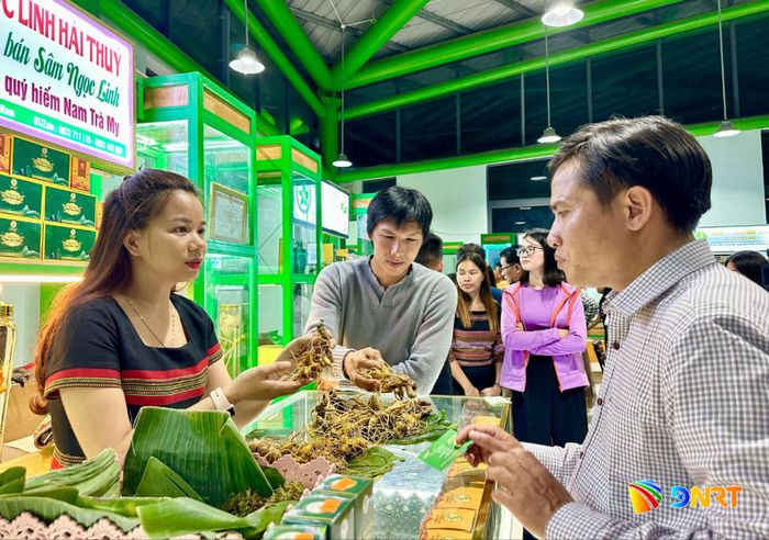 Khuyến khích người dân cùng làm, cùng phát triển được xem là mục tiêu của chương trình mới. Ảnh: ALĂNG NGƯỚC