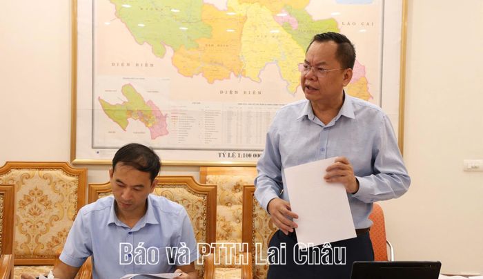 Lãnh đạo Sở Khoa học và Công nghệ phát biểu tại cuộc họp.