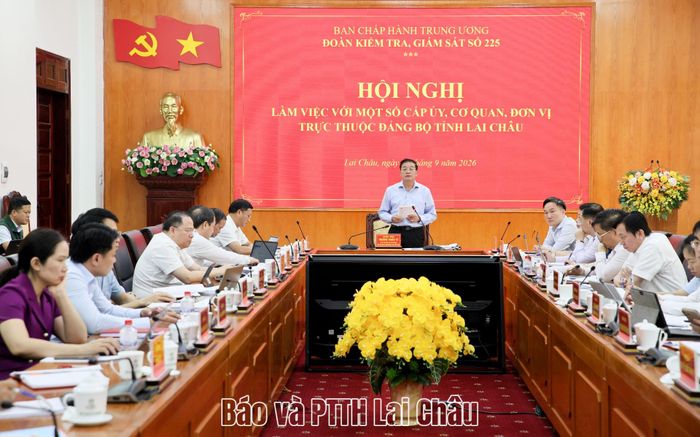 Quang cảnh hội nghị. 