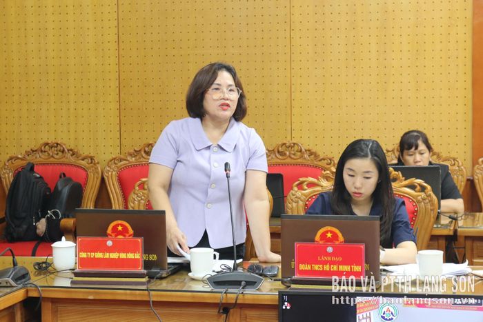 Đại diện Công ty Cổ phần Giống lâm nghiệp vùng Đông Bắc đóng góp ý kiến tại cuộc họp
