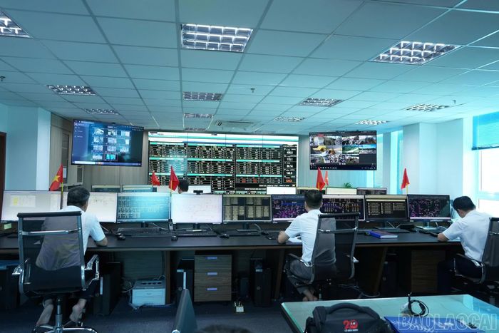 Công ty Điện lực Lào Cai thực hiện ứng trực 24/24 đảm bảo hạn chế thấp nhất sự cố trên lưới điện dịp khai giảng năm học