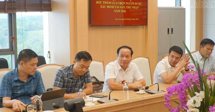 Lãnh đạo các cơ quan đơn vị, địa phương dự tại hội nghị.