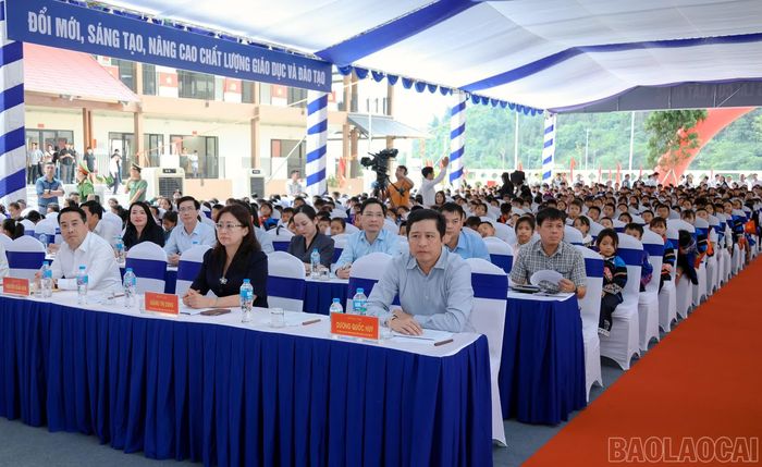 Các đại biểu dự buổi tổng duyệt.