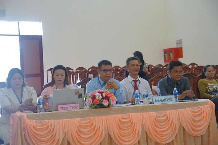 Ban giám khảo tại buổi chấm thi vòng sơ khảo