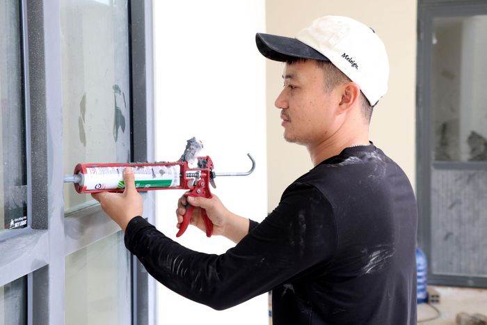 Các hạng mục cuối cùng của trường nội trú liên cấp xã biên giới đang được hoàn tất