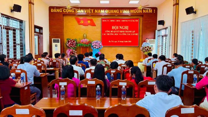 Xã Đạ Tẻh tổ chức hội nghị công bố quyết định thành lập các trường học trên địa bàn