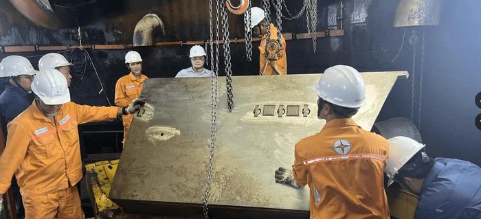 Kiểm tra, bảo dưỡng thiết bị tổ máy, bảo đảm vận hành an toàn và tin cậy