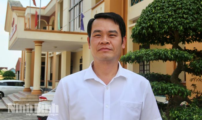 Đồng chí Vũ Trường Khánh, Chủ tịch UBND xã Xuân Hưng.