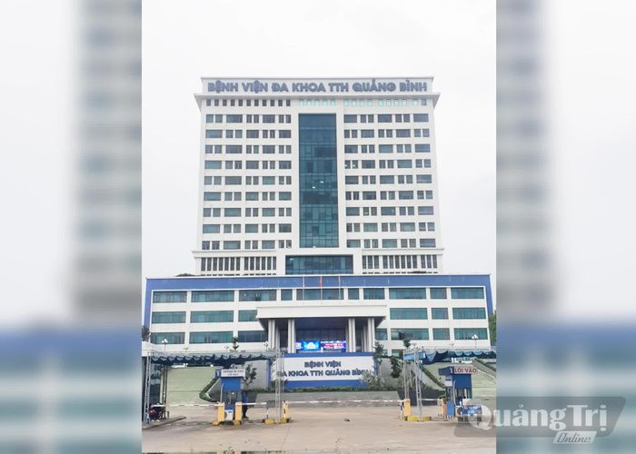 Thanh tra tỉnh yêu cầu Bệnh viện đa khoa TTH Quảng Bình khắc phục các tồn tại, hạn chế được nêu trong kết luận thanh tra - Ảnh: B.T