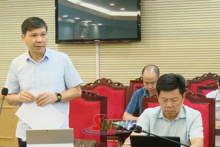 Lãnh đạo Sở Khoa học và Công nghệ phát biểu tại cuộc họp.