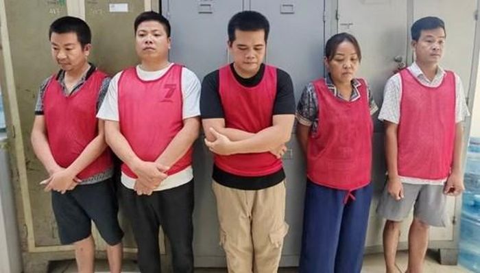 Công an TP Hà Nội khởi tố 5 đối tượng liên quan vụ đổ trái phép hơn 33.500 tấn chất thải xây dựng tại xã Đại Thanh. Ảnh: Công an Hà Nội