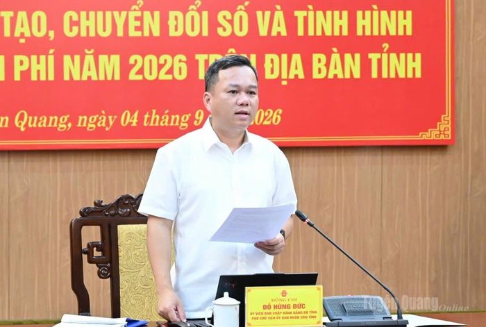 Đồng chí Đỗ Hùng Đức, Uỷ viên BCH Đảng bộ tỉnh, Phó Chủ tịch UBND tỉnh phát biểu kết luận tại buổi làm việc.