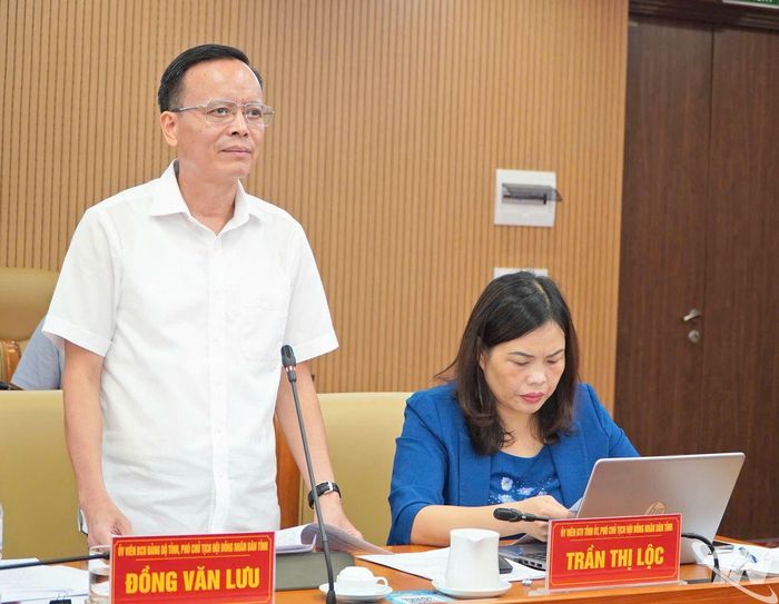 Các đại biểu thảo luận tại Hội nghị.