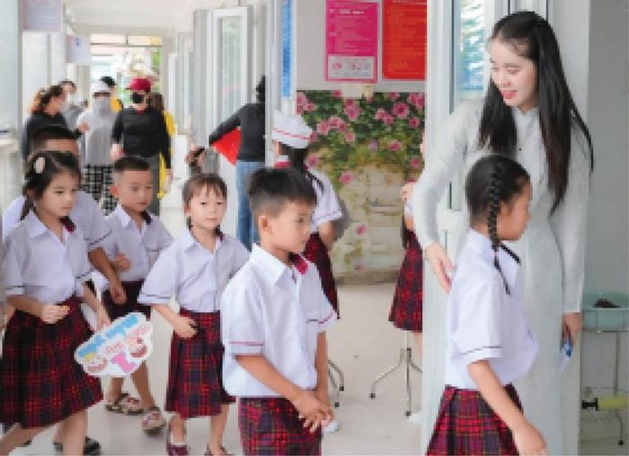Trường Tiểu học Thủy Lương (phường Hương Thủy) đón học sinh tựu trường.
