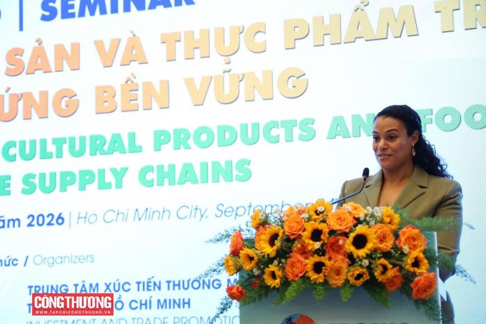 Bà Raïssa Marteaux, Tổng Lãnh sự Tổng Lãnh sự quán Vương quốc Hà Lan tại TP. Hồ Chí Minh phát biểu.
