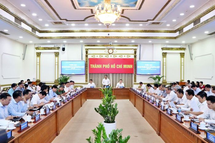 Quang cảnh Phiên họp đánh giá tình hình kinh tế - xã hội tháng 8, 8 tháng đầu năm và nhiệm vụ, giải pháp trọng tâm tháng 9/2026.