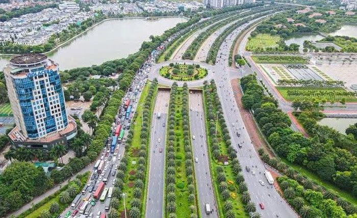 Hà Nội điều chỉnh giao thông trên Đại lộ Thăng Long phục vụ thi công sửa chữa khe co giãn cầu và thảm mặt đường cao tốc phải.