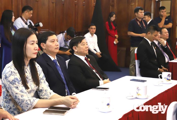 Các đại biểu tham dự Lễ ký kết.