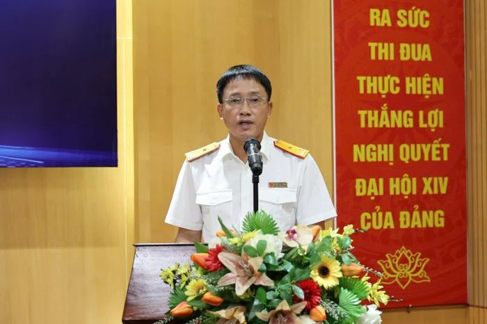 Ông Mai Sơn - Phó Cục trưởng Cục Thuế phát biểu tại họp báo. Ảnh: Phương Thảo