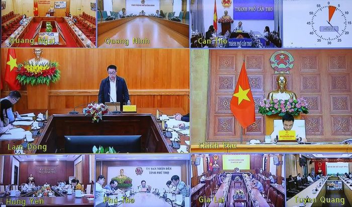 Các địa phương báo cáo trực tuyến. Ảnh: Đức Minh