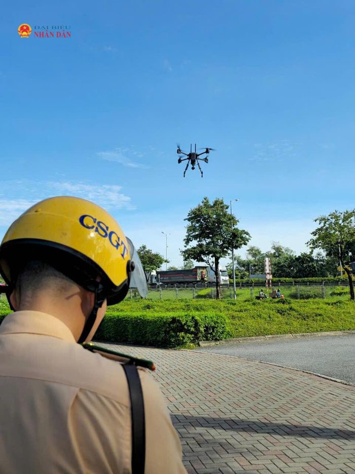 Phòng CSGT thử nghiệm thiết bị UAV.