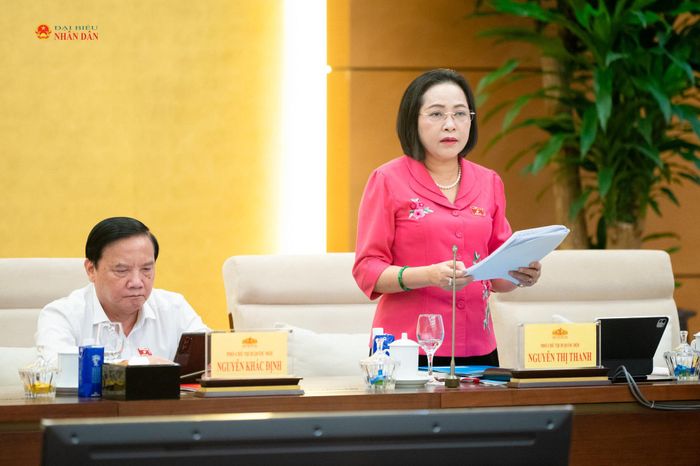 Phó Chủ tịch Quốc hội Nguyễn Thị Thanh điều hành phiên họp