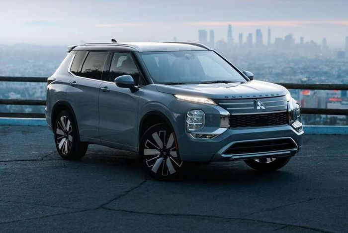 Mitsubishi Outlander mới về Việt Nam năm nay. Ảnh: Mitsubishi
