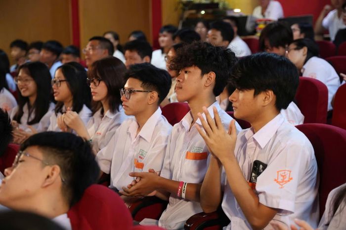 Nhiều học sinh bày tỏ sự hào hứng khi lần đầu được tiếp cận lịch sử qua lăng kính nghệ thuật.