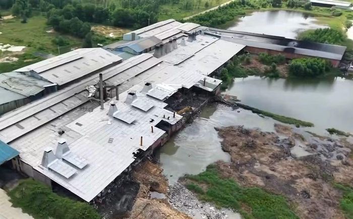 Toàn cảnh hiện trường.