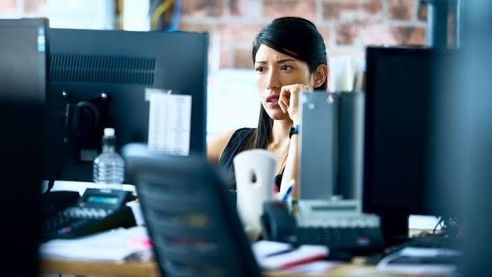 Sắp xếp công việc hợp lý giúp giảm áp lực sau kỳ nghỉ. Ảnh minh họa