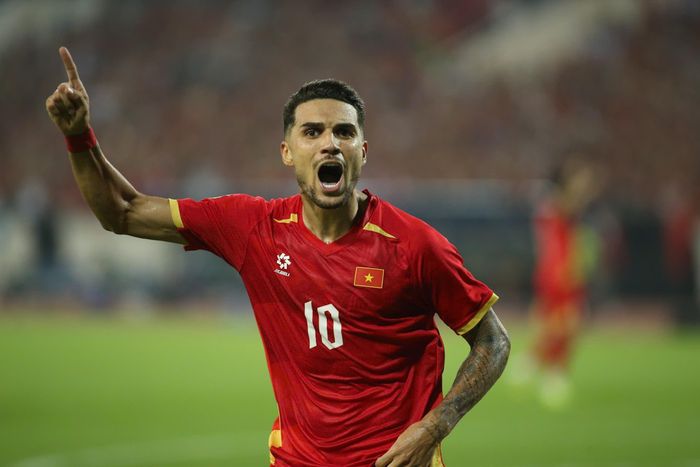 Hoàng Hên tuyên bố đội tuyển Việt Nam muốn vô địch FIFA ASEAN Cup 2026.