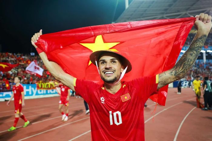 Hoàng Hên có thể cùng đội tuyển Việt Nam tham dự FIFA ASEAN Cup 2026.
