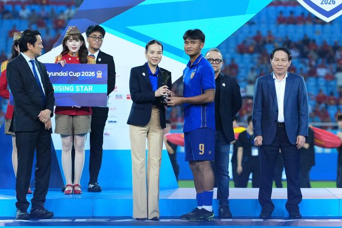 Yosakorn Burapha lỡ cơ hội tái đấu Việt Nam tại FIFA ASEAN Cup 2026