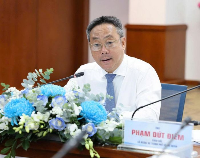 Giám đốc Sở Ngoại vụ TPHCM Phạm Dứt Điểm phát biểu