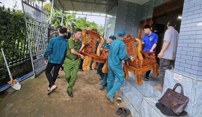 UBND xã Quảng Sơn đã chỉ đạo di dời gia đình ông Đàm Văn Chiến gồm 4 nhân khẩu cùng tài sản đến Nhà văn hóa thôn Đắk Snao 1 (cũ) để bảo đảm an toàn