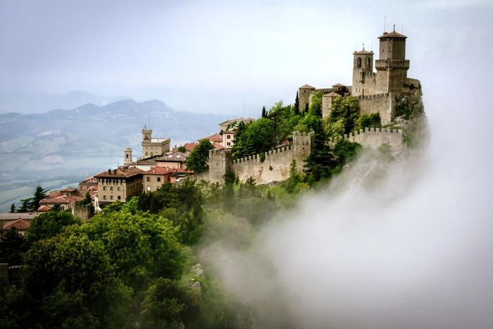 San Marino được thành lập vào năm 301. (Ảnh: CN Traveller)