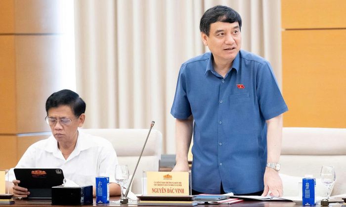 Chủ nhiệm Ủy ban Văn hóa và Xã hội Nguyễn Đắc Vinh.