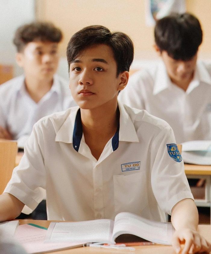 Hạo Khang đảm nhận vai chính trong “Quý tử vượt giàu”.