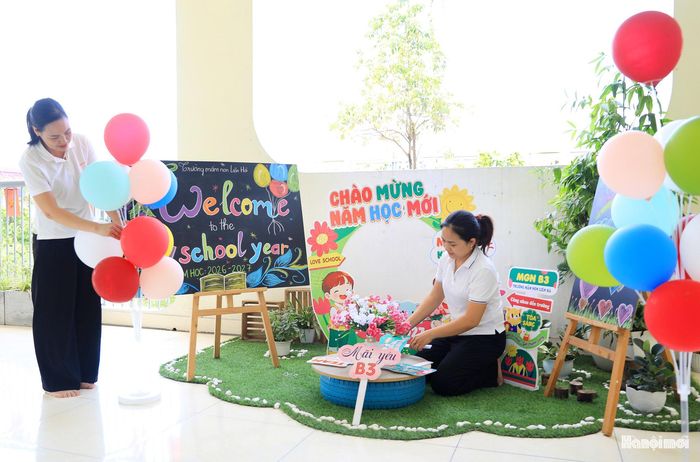 Trường Mầm non Liên Hà sau sáp nhập có 2 điểm trường với tổng số hơn 1.000 học sinh và gần 90 cán bộ, giáo viên.
